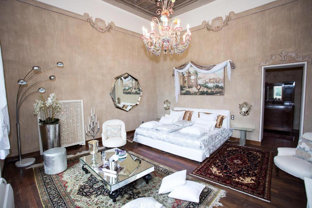Villa Ghiringhelli 阿扎泰 外观 照片