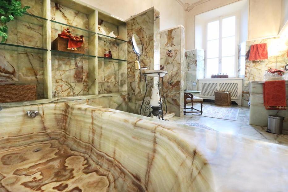 Villa Ghiringhelli 阿扎泰 外观 照片
